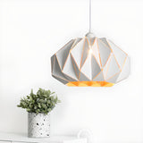 גוף תליה מעוצב דגם מעיין לבן