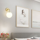 צמוד קיר מעוצב דגם רוני זכוכית חלבית