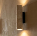 צמוד קיר מעוצב דגם 'אורית' – טרוורטין